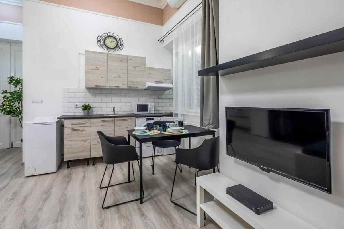 New Central And Convenient Budapest Ngoại thất bức ảnh